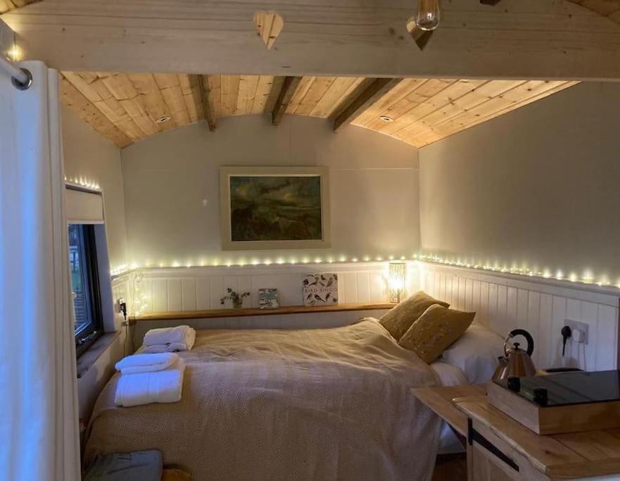 Aspen Leaves: The Perfect Farm Retreat Villa Graffham Luaran gambar